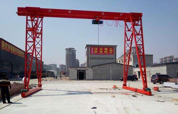 10噸龍門(mén)吊廠家直銷(xiāo) 10噸龍門(mén)吊廠家直銷(xiāo)