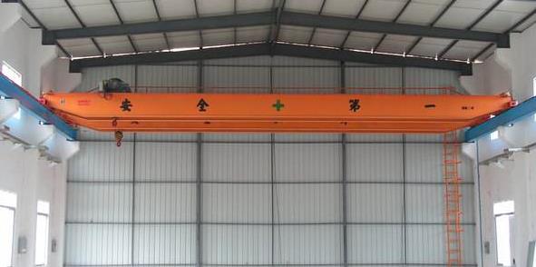 雙梁橋式起重機(jī) 雙梁橋式起重機(jī)