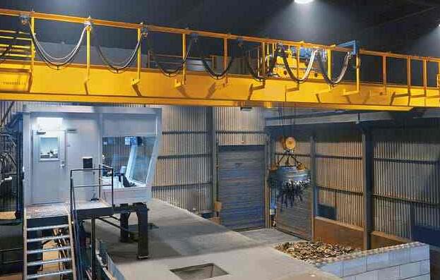 QC型電磁橋式起重機(jī) QC型電磁橋式起重機(jī)