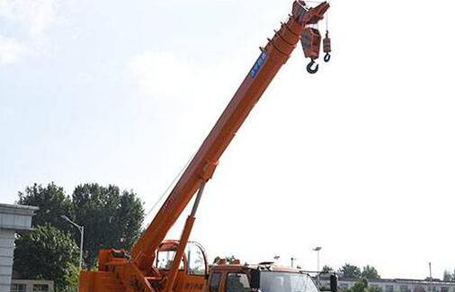 汽車吊駕駛員操作規(guī)程 汽車吊駕駛員操作規(guī)程