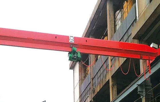 LB防爆型單梁起重機(jī)生產(chǎn)廠家:起吊組織常見的設(shè)備變速方式 LB防爆型單梁起重機(jī)生產(chǎn)廠家:起吊組織常見的設(shè)備變速方式